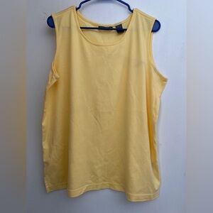 Liz Clainborne tank top light yellow size 1X.